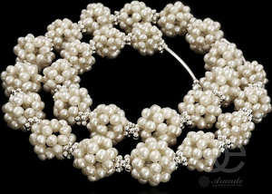 BEAUTIFUL SILVER NECKLACE WHITE PEARLS 
