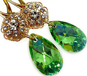 Nowe Kryształy Piękne Kolczyki Green Feeling Gold