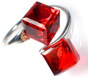 RING CRYSTALS *RED* EVERY SIZE ADJUSTABLE SILVER CERTIFICATE LIGHT SIAM