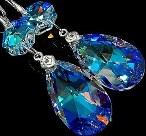 Kryształy Piękne Długie Kolczyki Blue Aurora Holo