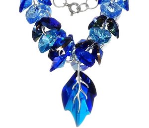 Kryształy ozdobny naszyjnik BLUE NAWI LEAF SREBRO