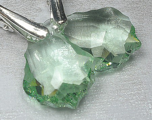 Kryształy Piękne Kolczyki Srebro Chrysolite 16 mm