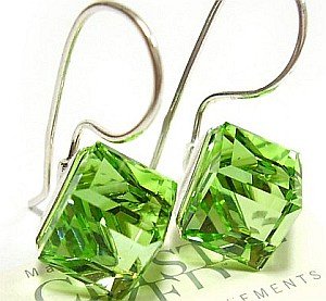 EARRINGS CRYSTALS CRYSTALS *GREEN CUBE 8MM* STERLING SILVER CERTIFICATE